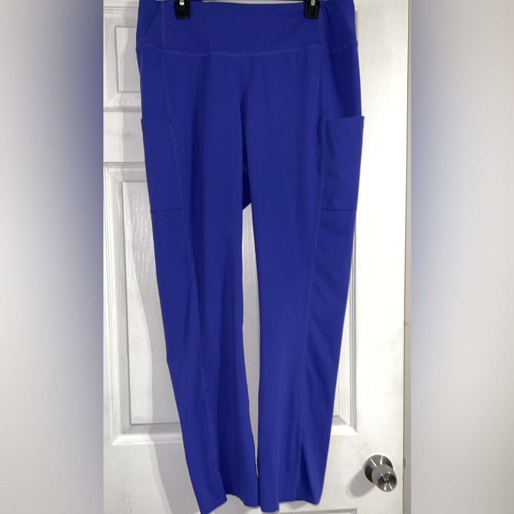 Wonder wink PURPLE yoga scrubs size XL